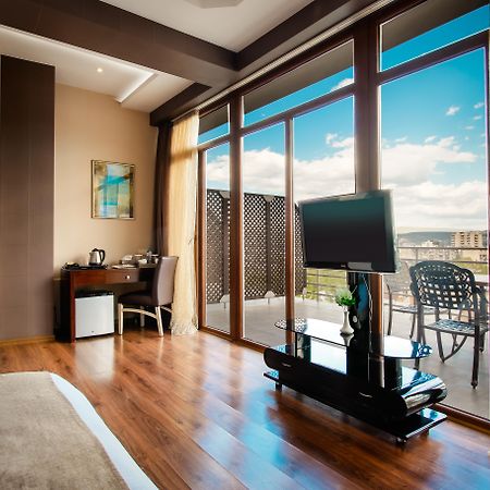 Hotel Orion Tbilisi Exteriör bild
