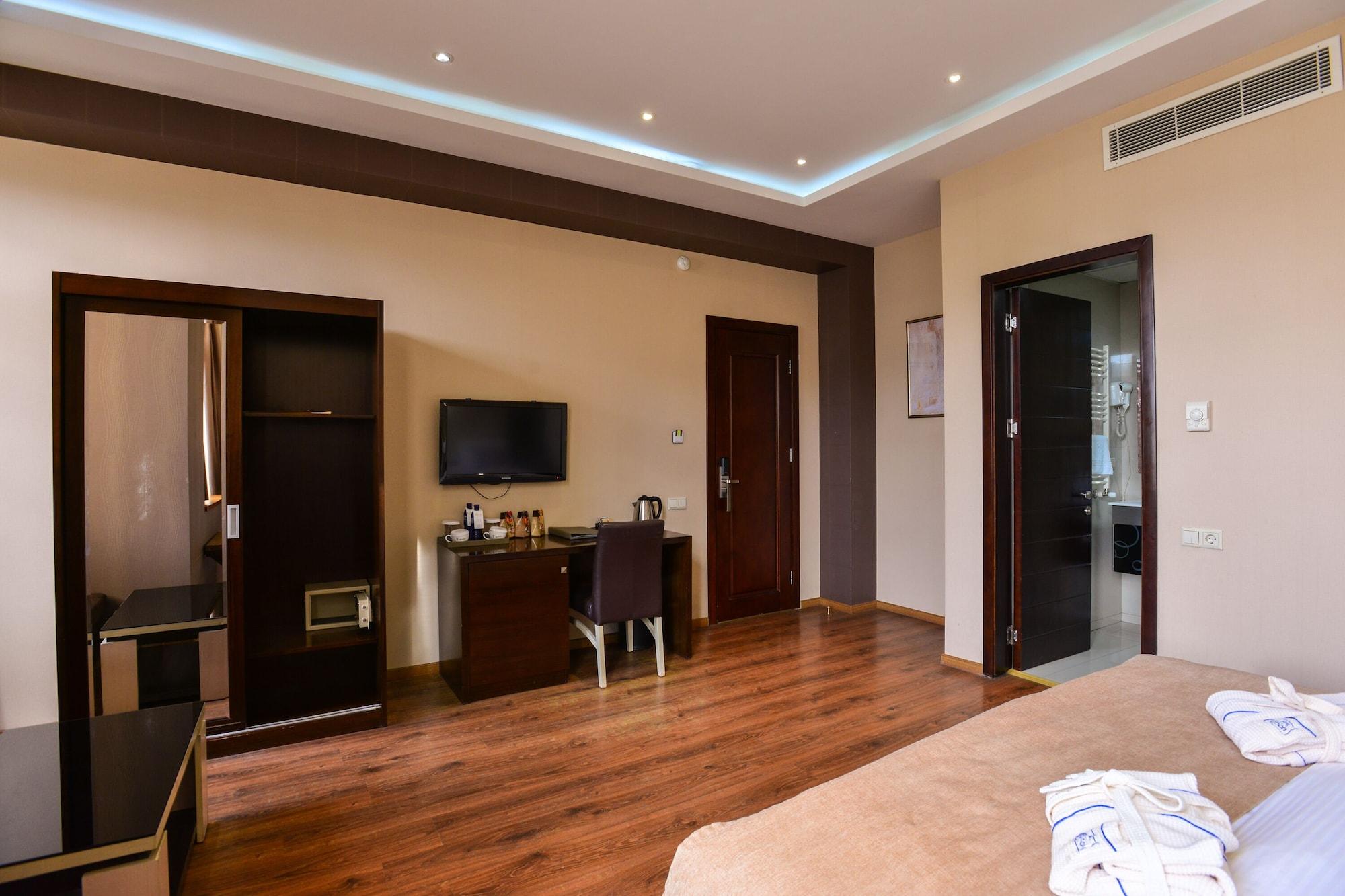 Hotel Orion Tbilisi Exteriör bild